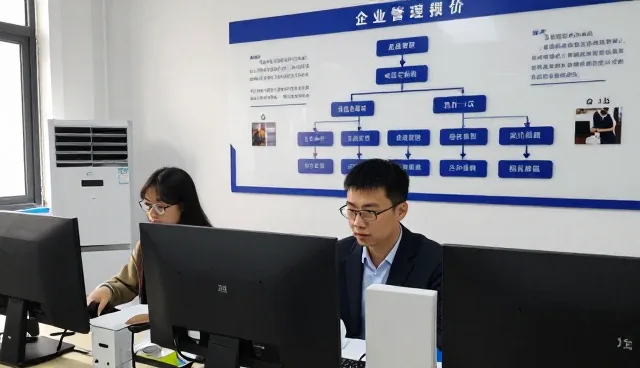 企业大学建设企业文化建设：选、用、管三步走